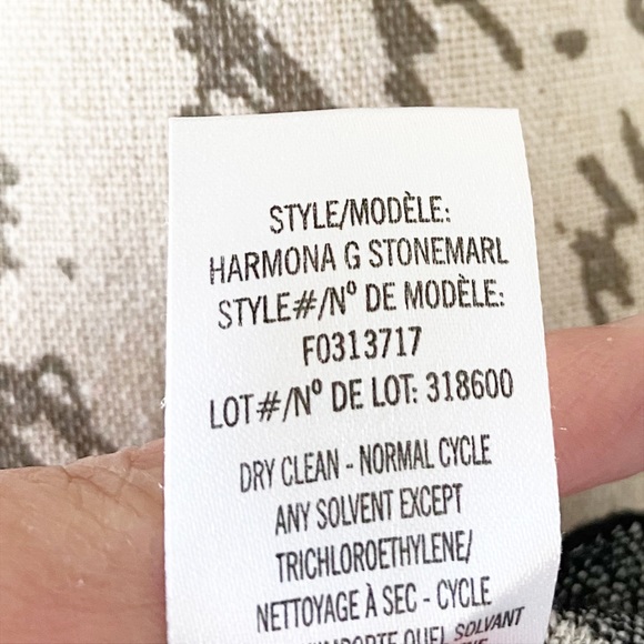 THEORY Black & White Plaid Crop Top Heavy Material Medium LIKE NEW - Picture 5 of 7